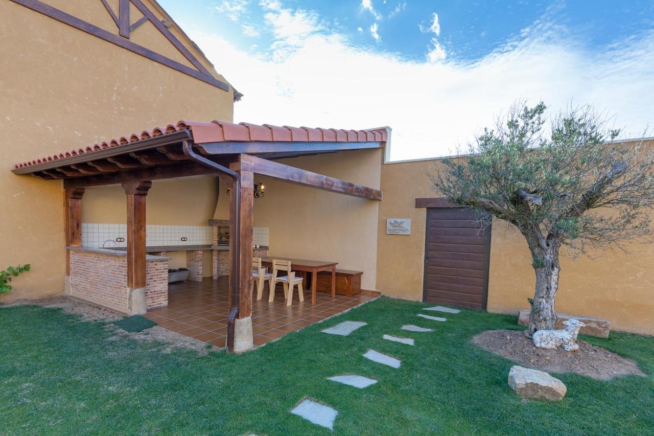 La Rosaleda Leon - Casa Rural - Hospital de Órbigo Exteriör bild