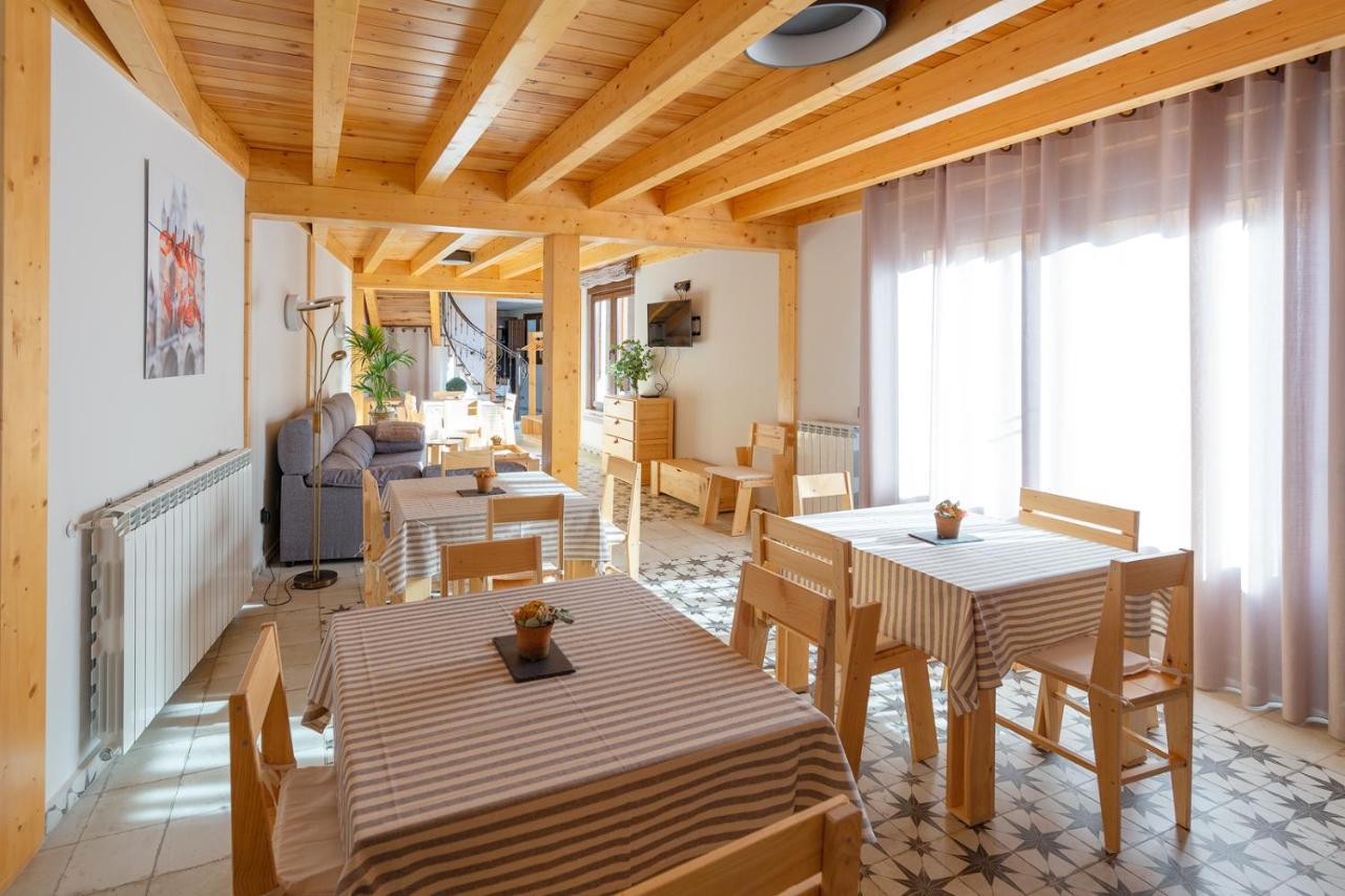 La Rosaleda Leon - Casa Rural - Hospital de Órbigo Exteriör bild