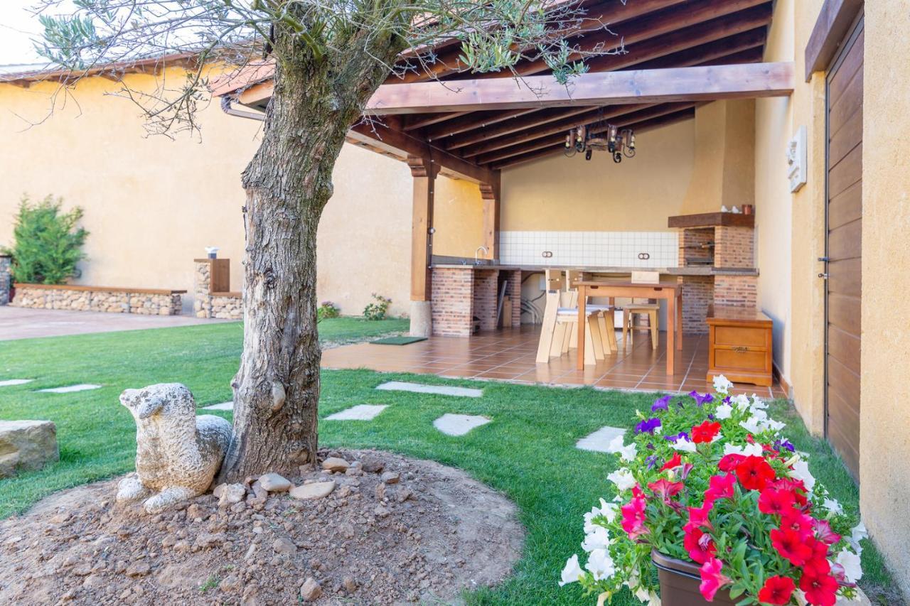 La Rosaleda Leon - Casa Rural - Hospital de Órbigo Exteriör bild